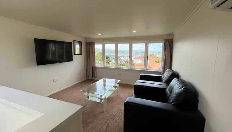 Room 4/51 Royal Terrace, Dunedin Central