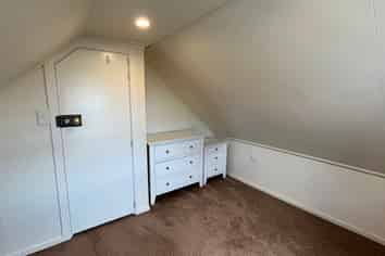 Room 4/51 Royal Terrace, Dunedin Central