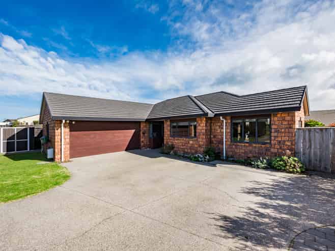 8 Rifleman Lane, Paraparaumu Beach