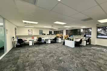 High-profile ground floor office