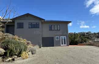 14 Athenry Road, Bridge Hill