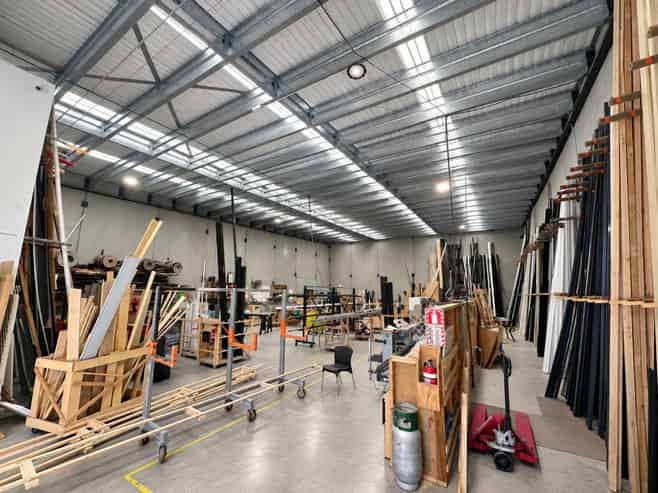 Modern tilt slab warehouse. Flexible lease options