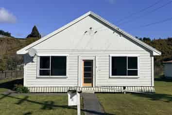  3 Inverness Street, Dunollie