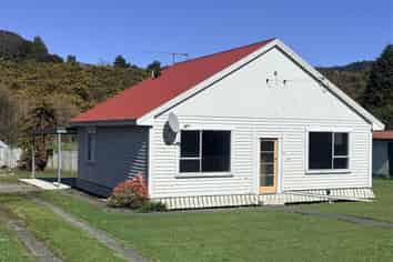  3 Inverness Street, Dunollie