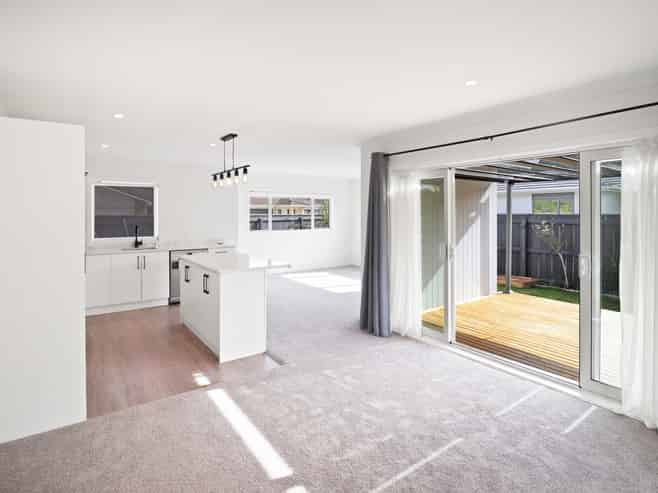 4 Martha Turnell Crescent, Manor Park
