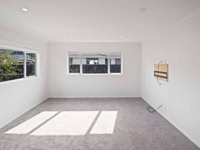 4 Martha Turnell Crescent, Manor Park
