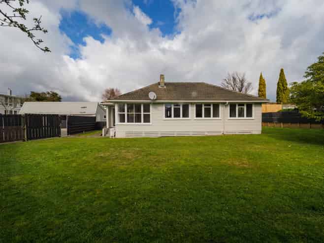 5 Crewe Crescent, Hokowhitu
