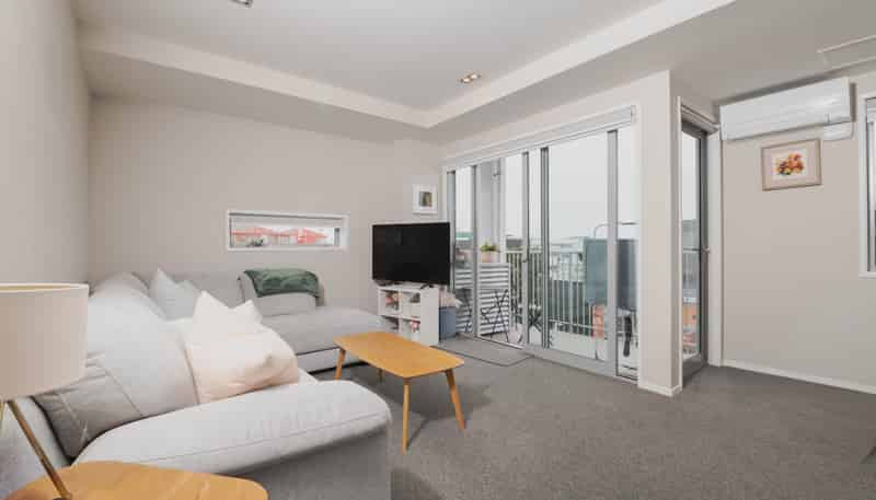B210/130 Anzac Street, Takapuna
