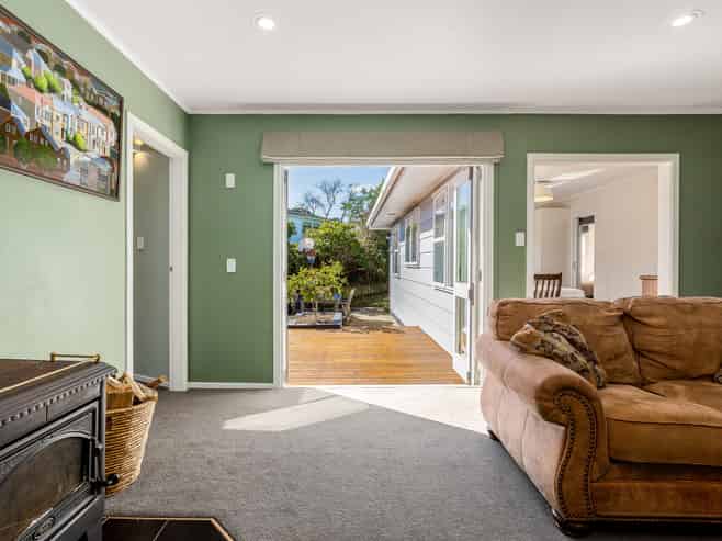28 Sea Vista Drive, Pukerua Bay