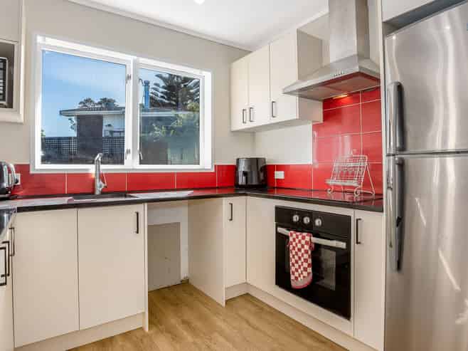28 Sea Vista Drive, Pukerua Bay