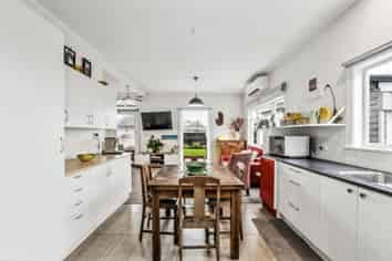 49A Gladstone Road, Richmond