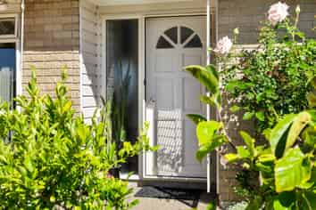 1/42 Bay Street, Red Beach