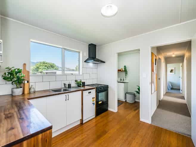 59B Parakai Street, Paraparaumu