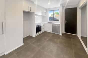 4/37 Webb Street, Merivale