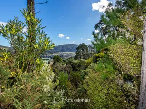 111 and 113 Blue Mountains Road, Blue Mountains