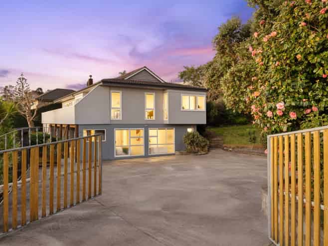 24 Gills Road, Bucklands Beach