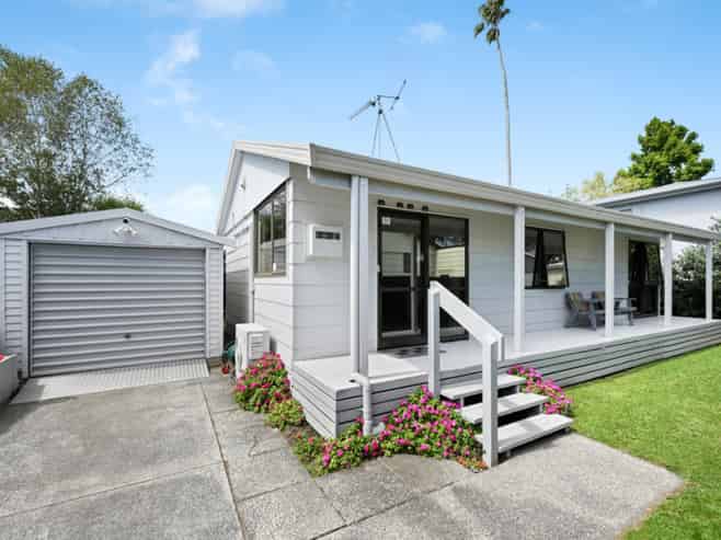 4B Palmer Street, Hamilton East