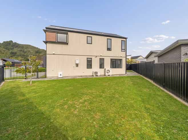 52 Mawai Hakona Drive, Trentham