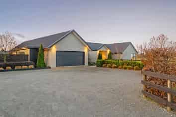 25 Hallfield Drive, Ohoka