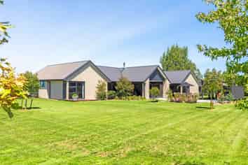 25 Hallfield Drive, Ohoka