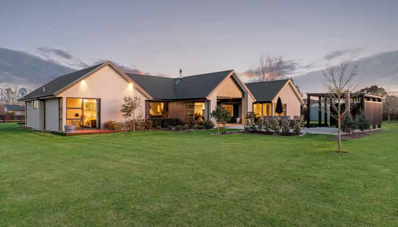 25 Hallfield Drive, Ohoka