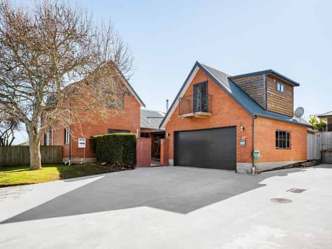 42 Benjamin Avenue, Rototuna North