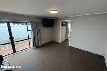982 Thames Coast Road SH25, Thames