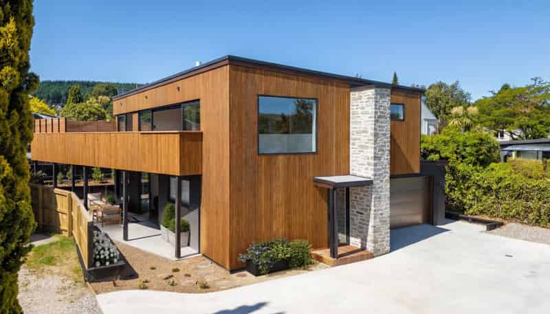 38 Hunter Crescent, Wanaka