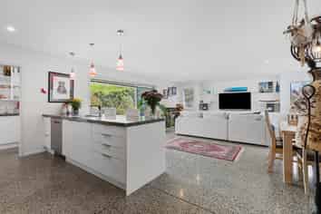 66 Falcon Drive, Welcome Bay