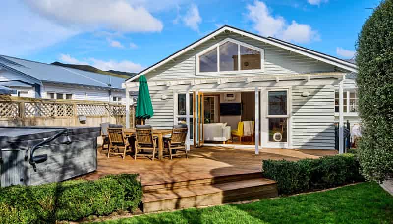 57 Cudby Street, Woburn