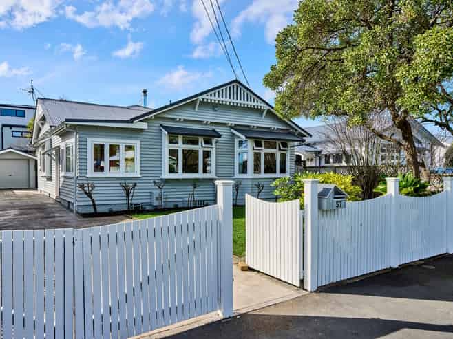 57 Cudby Street, Woburn