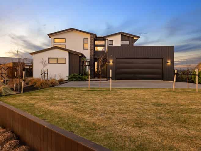 1 De Surville Way, Pegasus