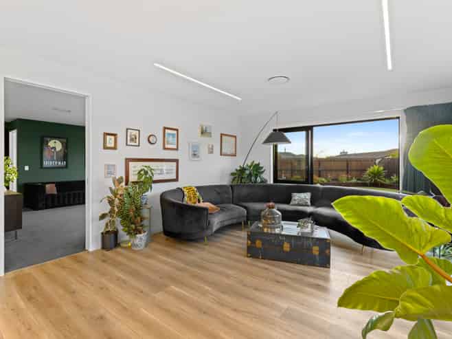 1 De Surville Way, Pegasus