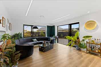 1 De Surville Way, Pegasus
