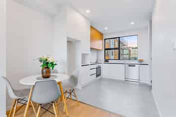 10/28 Lavelle Road, Henderson