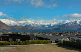 15 The Heights Avenue, Wanaka