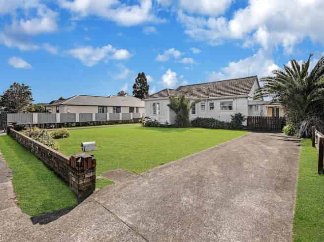 96 & 96B Carruth Road, Papatoetoe