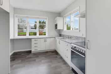 77 Andrew Street, Marchwiel
