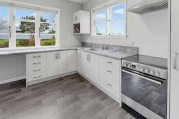 77 Andrew Street, Marchwiel