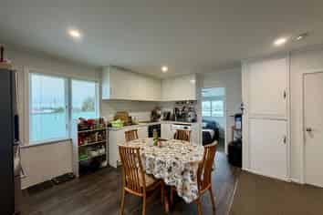 1/41 Ferguson Street, Manurewa East