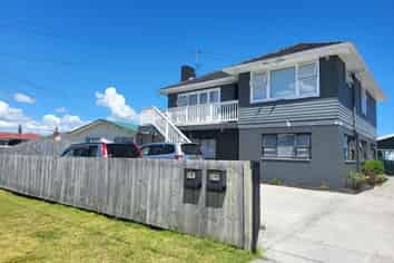 1/41 Ferguson Street, Manurewa East