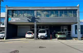 The Right Spot in Petone