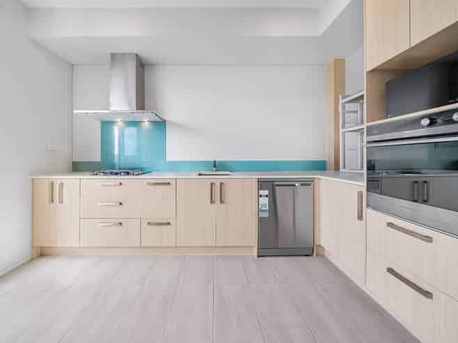 8 Folkes Lane, New Lynn