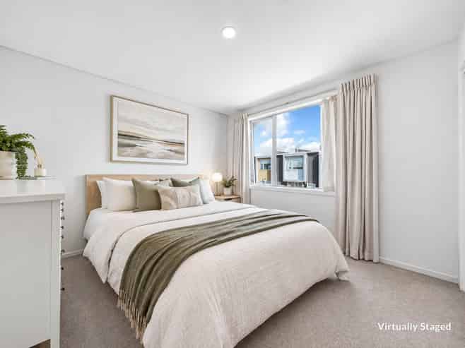 8 Folkes Lane, New Lynn