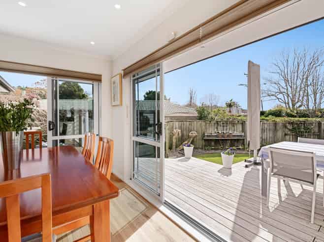 6 Glengarry Avenue, Manly