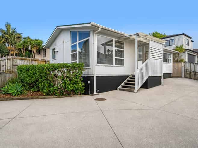 27b Keegan Drive, Massey