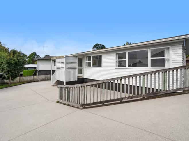27b Keegan Drive, Massey