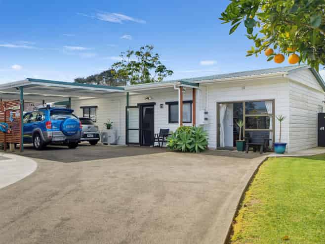 49 Melody Lane, Mangonui