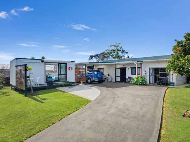 49 Melody Lane, Mangonui