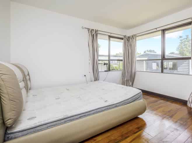 65 Bairds Road, Otara